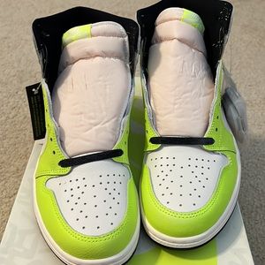 Nike Air Jordan 1 High OG "Volt/Visionaire"